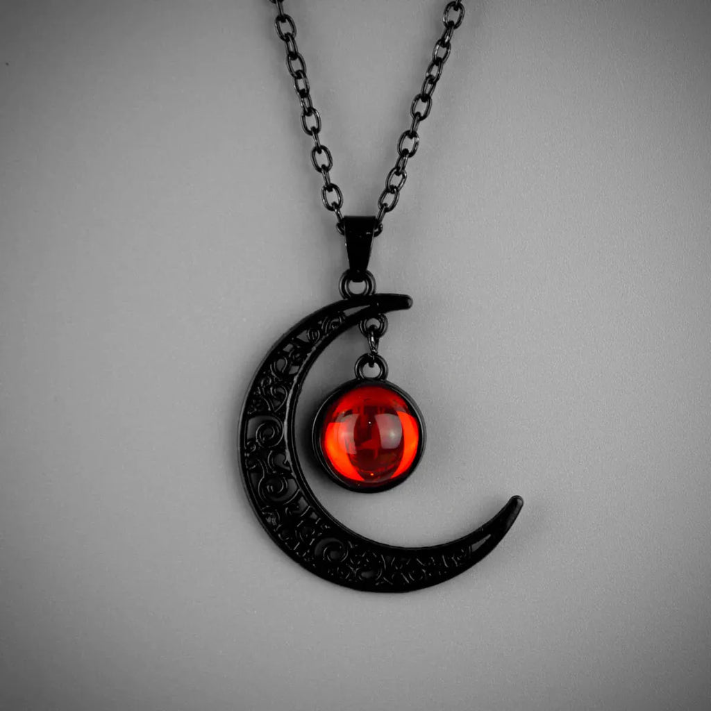 Black Moon & Red Gem | Necklace