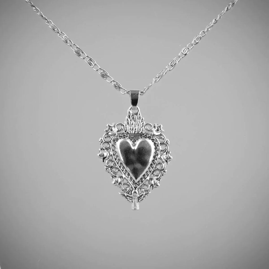 Sacred Heart Silver | Necklace