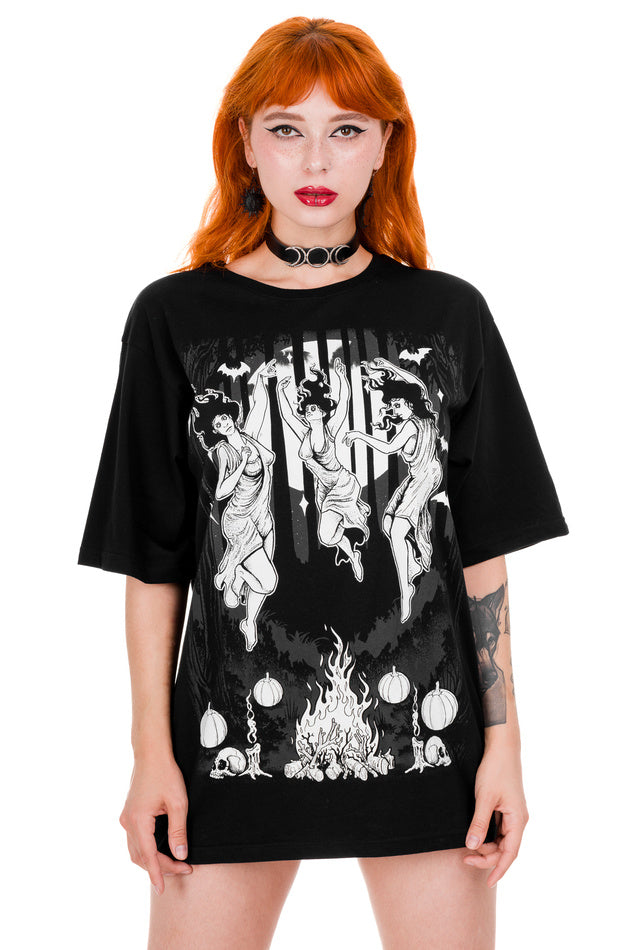 Moonlight Witches Oversized Tee | Restyle {L}